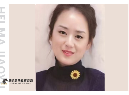 黄镜爵-心理辅导老师